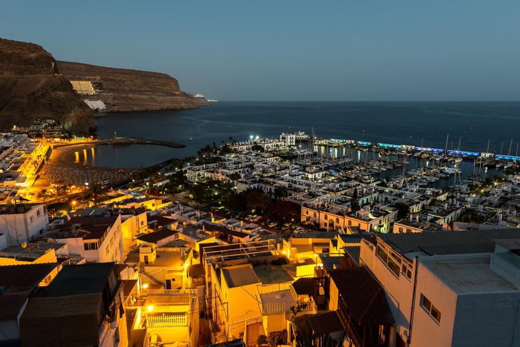 Edificio Playa Apartment Puerto De Mogan Bagian luar foto