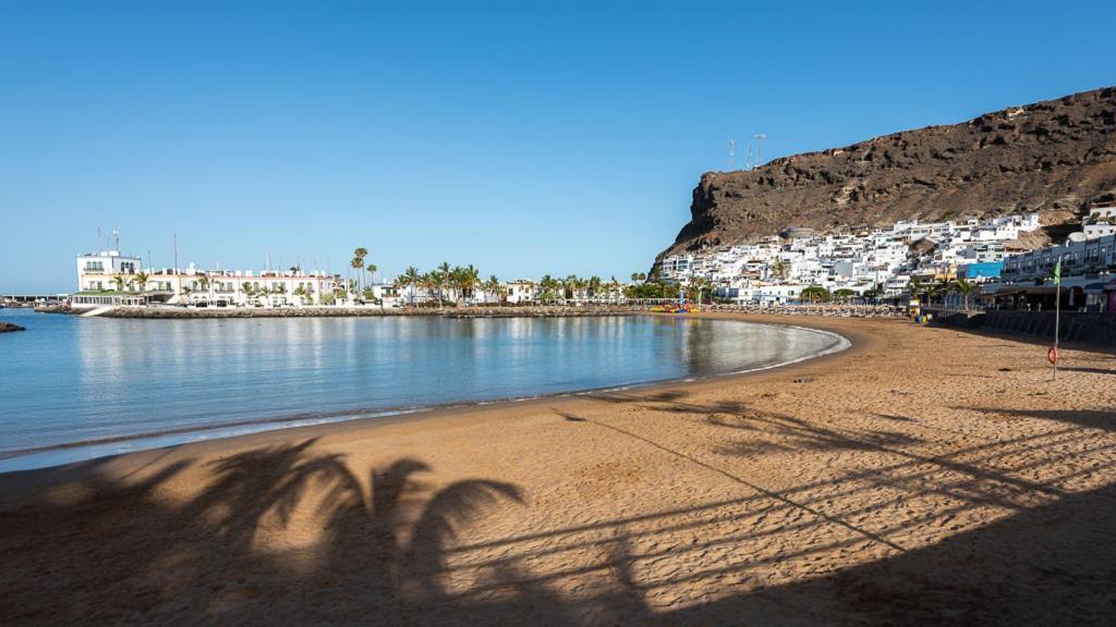 Edificio Playa Apartment Puerto De Mogan Bagian luar foto